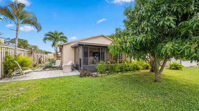 5871 Mirror Lakes Boulevard, Boynton Beach, FL 33472