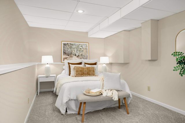 783 Berwood Avenue, Vadnais Heights, MN 55127