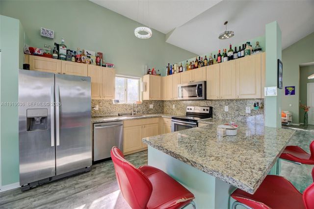 1731 SE 16th Ave, Homestead, FL 33035