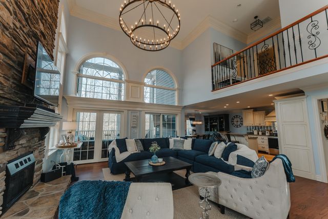 464 Lakeview Drive, Jamestown, KY 42629