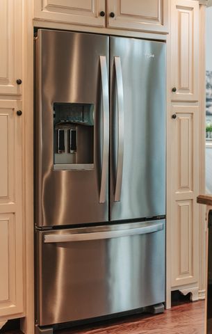 464 Lakeview Drive, Jamestown, KY 42629