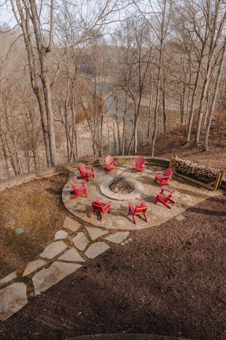 464 Lakeview Drive, Jamestown, KY 42629