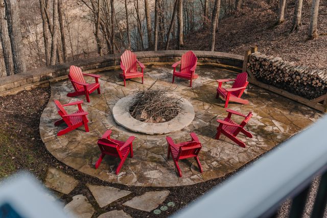 464 Lakeview Drive, Jamestown, KY 42629