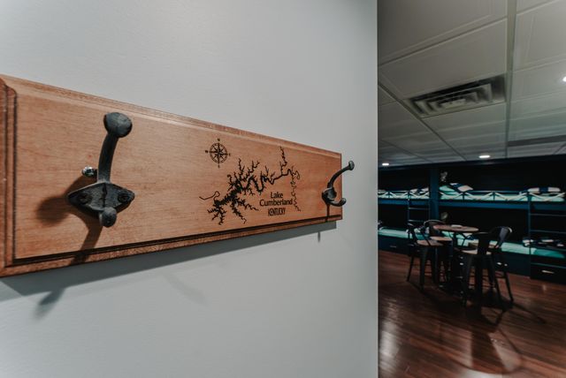 464 Lakeview Drive, Jamestown, KY 42629