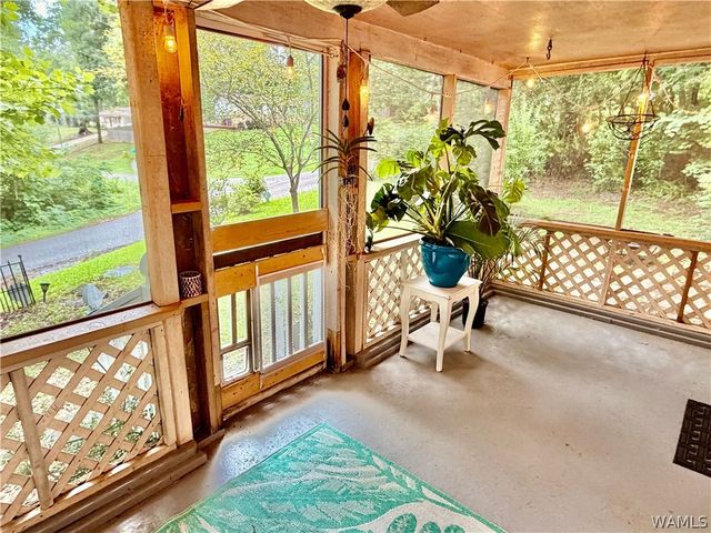 5719 17th E, Cottondale, AL 35453