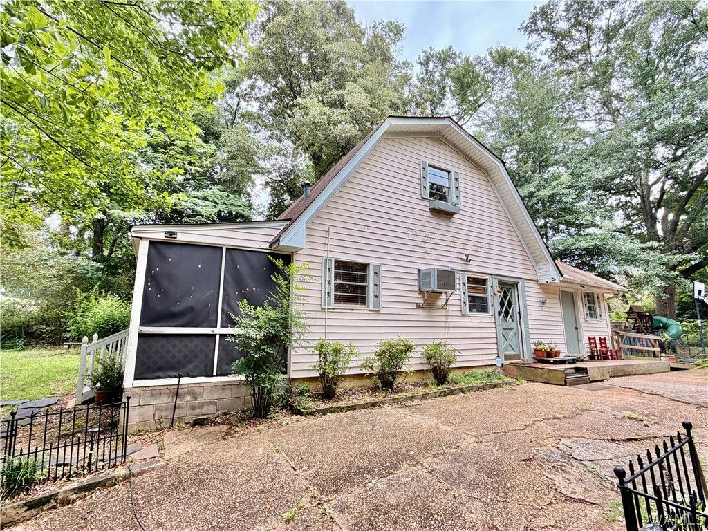 5719 17th E, Cottondale, AL 35453