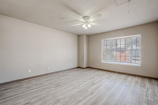 8310 Wild Rose St Street 16C, Houston, TX 77083