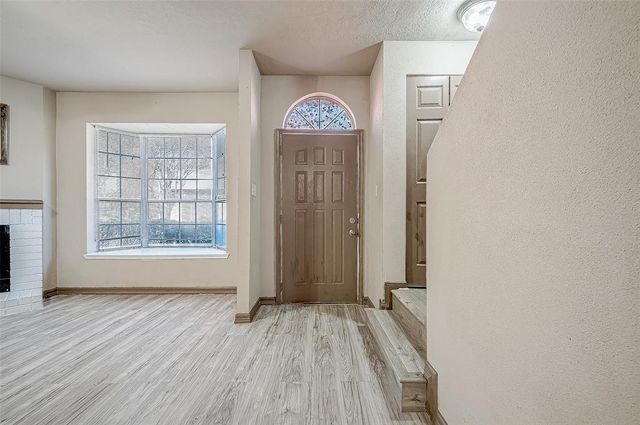 8310 Wild Rose St Street 16C, Houston, TX 77083