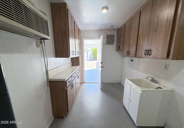 1738 W NORTH Lane, Phoenix, AZ 85021