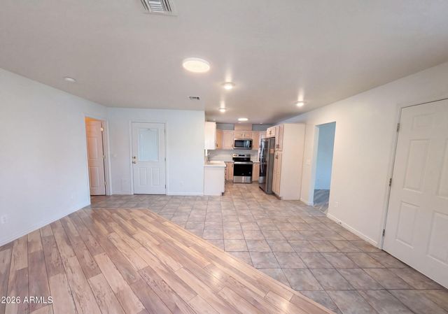 1738 W NORTH Lane, Phoenix, AZ 85021