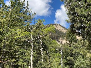 210 Waterfall Loop, Manitou Springs, CO 80829