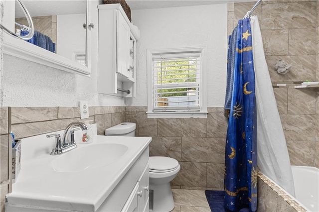 69 N Valley Street, Kansas City, KS 66102