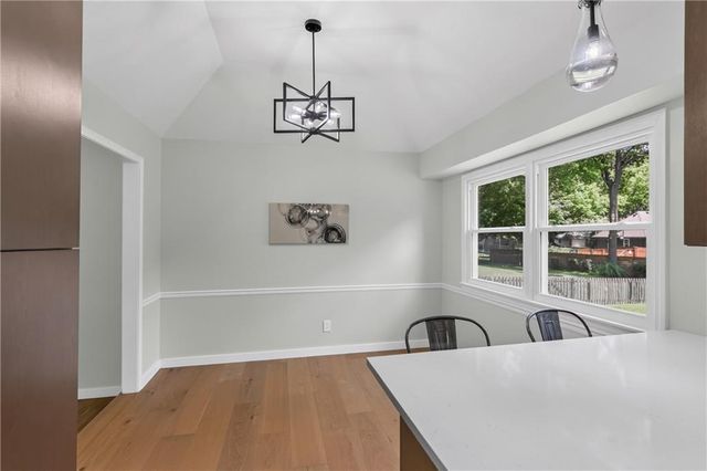 10505 Belinder Road, Leawood, KS 66206