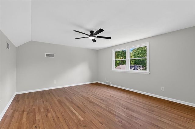 10505 Belinder Road, Leawood, KS 66206
