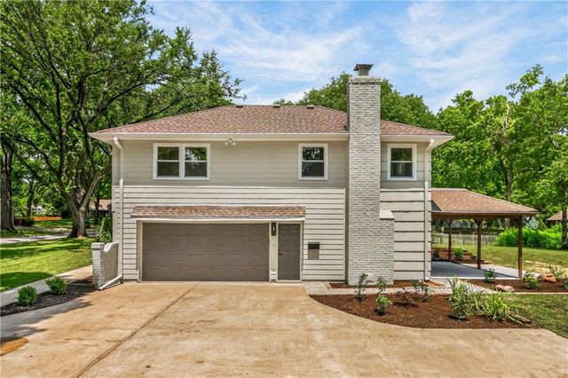10505 Belinder Road, Leawood, KS 66206
