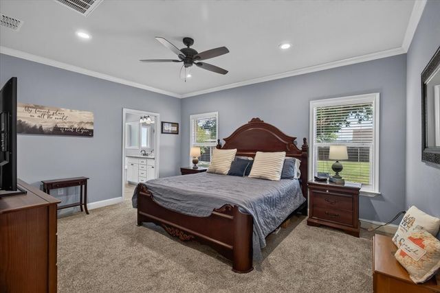 424 E Pennsylvania Avenue, Van, TX 75790