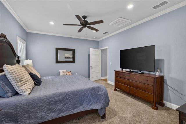 424 E Pennsylvania Avenue, Van, TX 75790