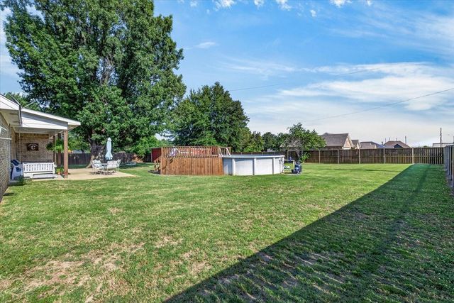 424 E Pennsylvania Avenue, Van, TX 75790