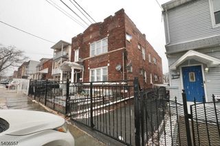 99 Grafton Ave, Newark City, NJ 07104