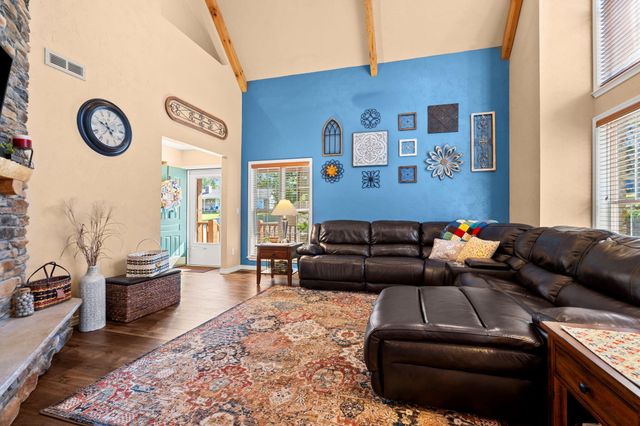 81 Lakeshore Drive, Kimberling City, MO 65686