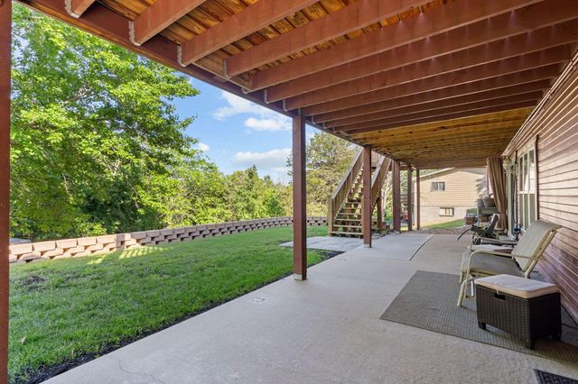 81 Lakeshore Drive, Kimberling City, MO 65686