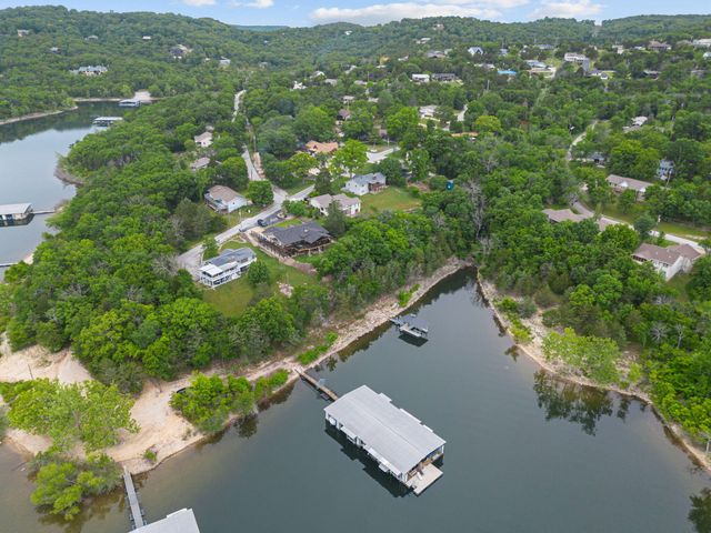 81 Lakeshore Drive, Kimberling City, MO 65686