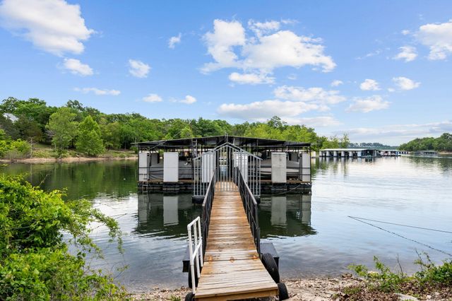 81 Lakeshore Drive, Kimberling City, MO 65686