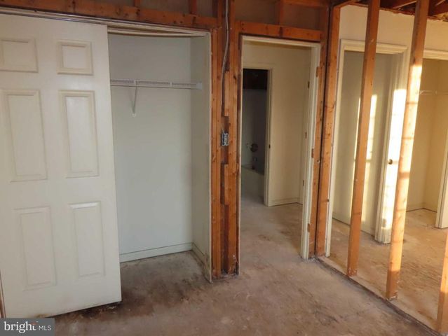 30 E MCCAULLEY CT, Wilmington, DE 19801