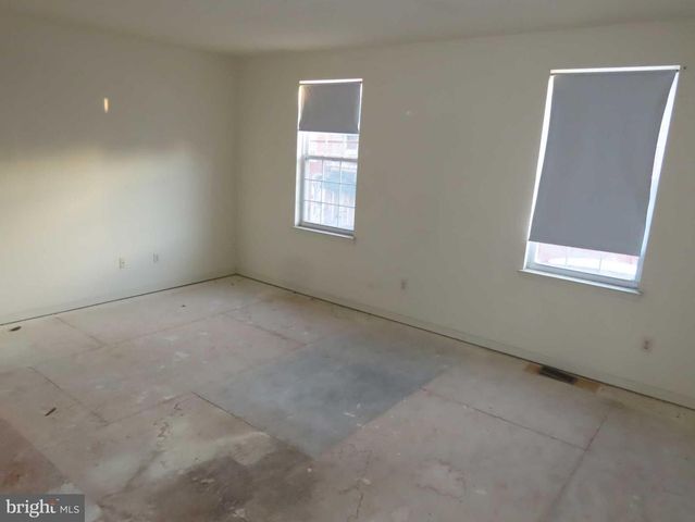 30 E MCCAULLEY CT, Wilmington, DE 19801