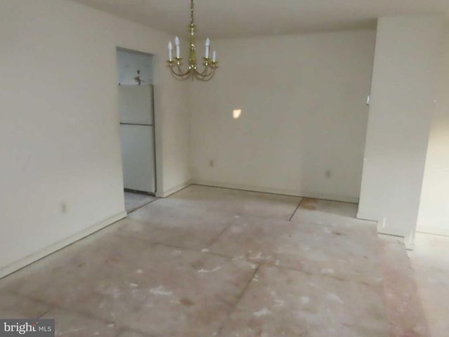 30 E MCCAULLEY CT, Wilmington, DE 19801