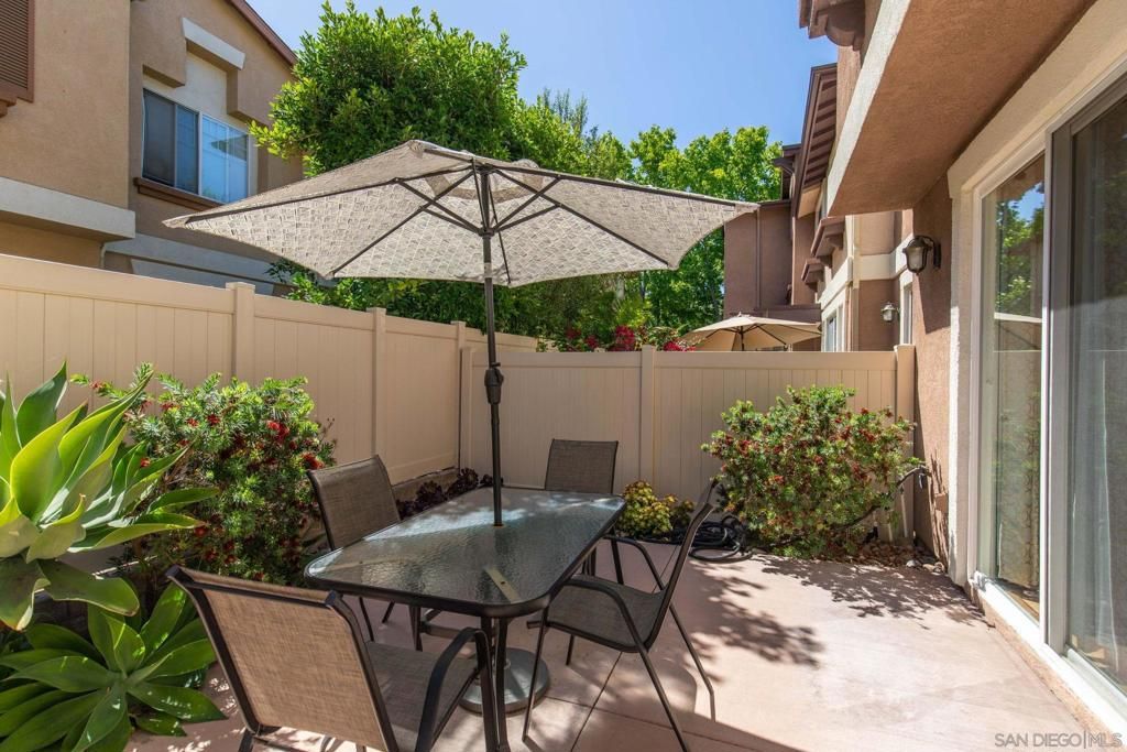 Image 9 of property listing at 9615 W Canyon 4, San Diego, CA 92123
