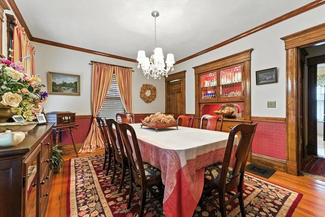 72 Firglade Ave, Springfield, MA 01108
