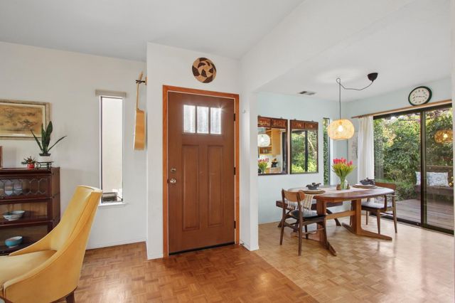 2406 Overhill Ln, Davis, CA 95616