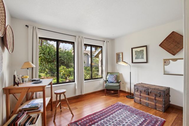 2406 Overhill Ln, Davis, CA 95616