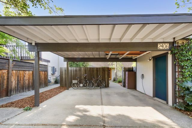 2406 Overhill Ln, Davis, CA 95616