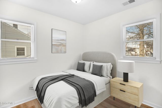 3 Miracle Lane, Colonie, NY 12211