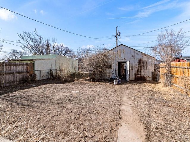 1135 Claremont Ave, Pueblo, CO 81004