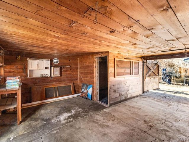 1135 Claremont Ave, Pueblo, CO 81004