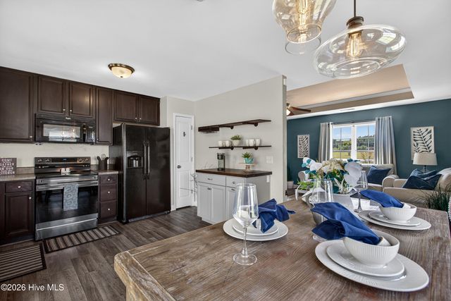 409 N Hines Street, Holly Ridge, NC 28445