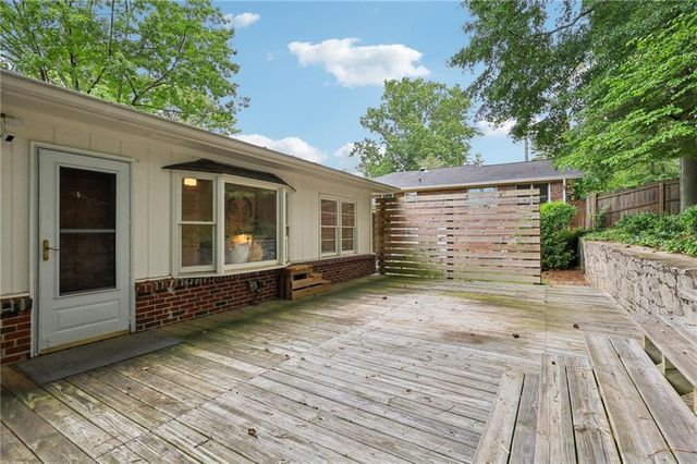 579 N Superior Avenue, Decatur, GA 30033