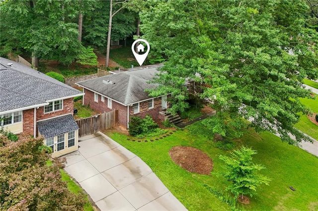 579 N Superior Avenue, Decatur, GA 30033
