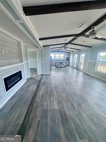 59 Longleaf Road, Hazlehurst, GA 31539