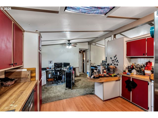 5400 MEEKER Dr 93, Kalama, WA 98625