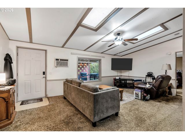 5400 MEEKER Dr 93, Kalama, WA 98625