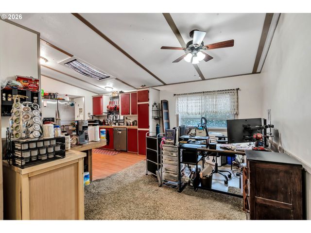 5400 MEEKER Dr 93, Kalama, WA 98625