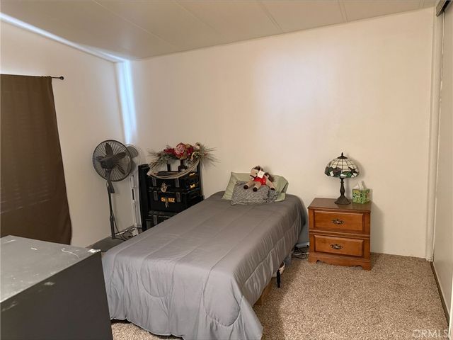 6473 Chevoit, Phelan, CA 92371
