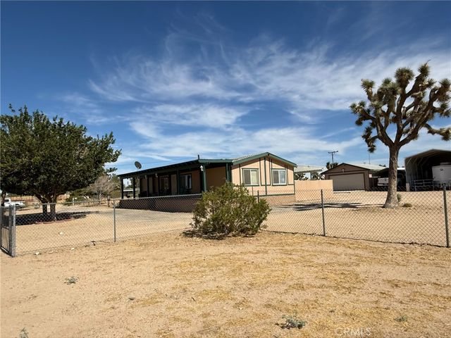 6473 Chevoit, Phelan, CA 92371