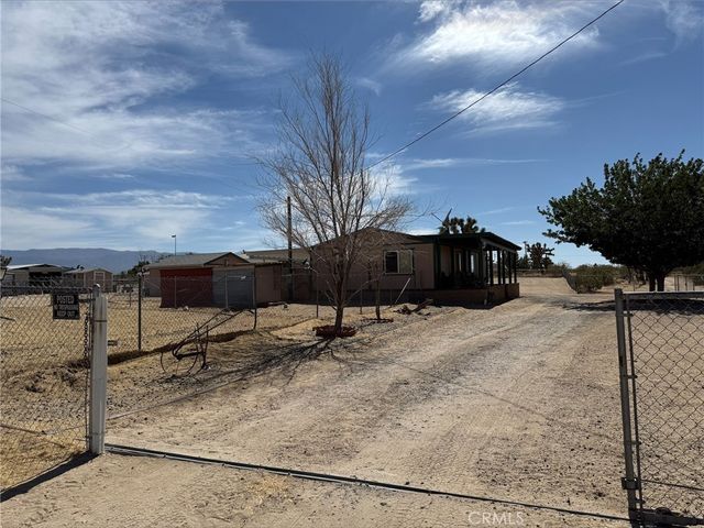 6473 Chevoit, Phelan, CA 92371