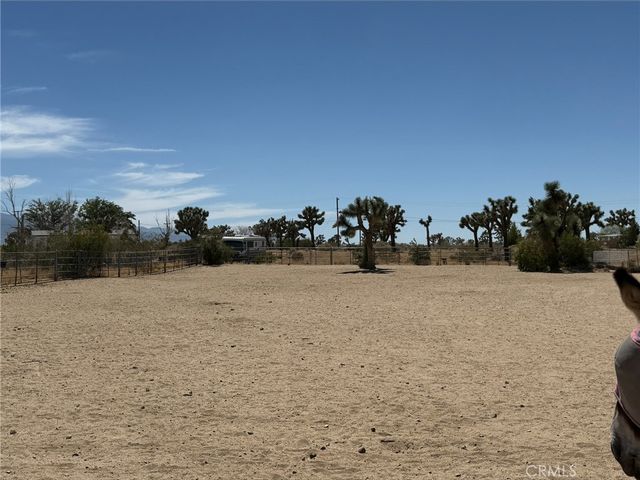 6473 Chevoit, Phelan, CA 92371