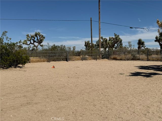 6473 Chevoit, Phelan, CA 92371